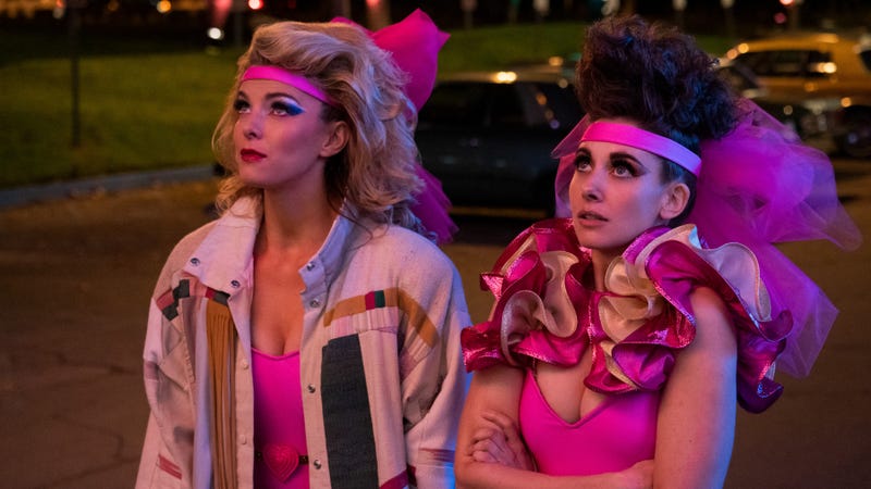 Illustration for article titled The GLOW wrestlers’ Vegas season is finally coming to Netflix August 9