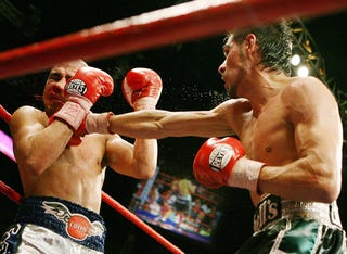 Illustration for article titled Antonio Margarito Is More Machine Than Man