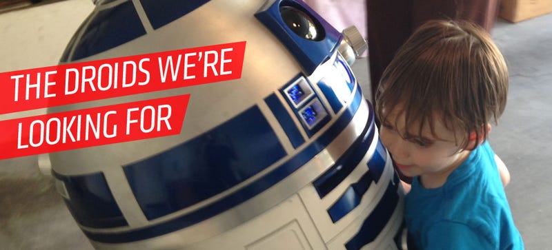 Illustration for article titled R2-D2 Lives In A Honda Element In Irvine, California