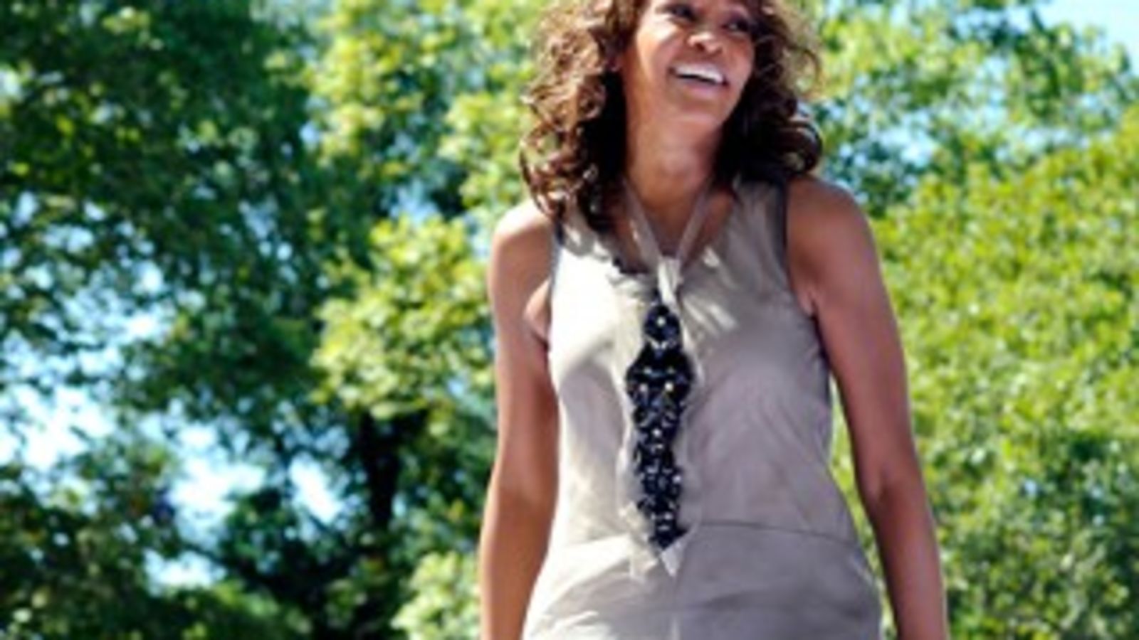 Illustration for article titled Blame It on the O-O-O-O-O-O-Oprah! Houston Loses Voice on 'GMA'