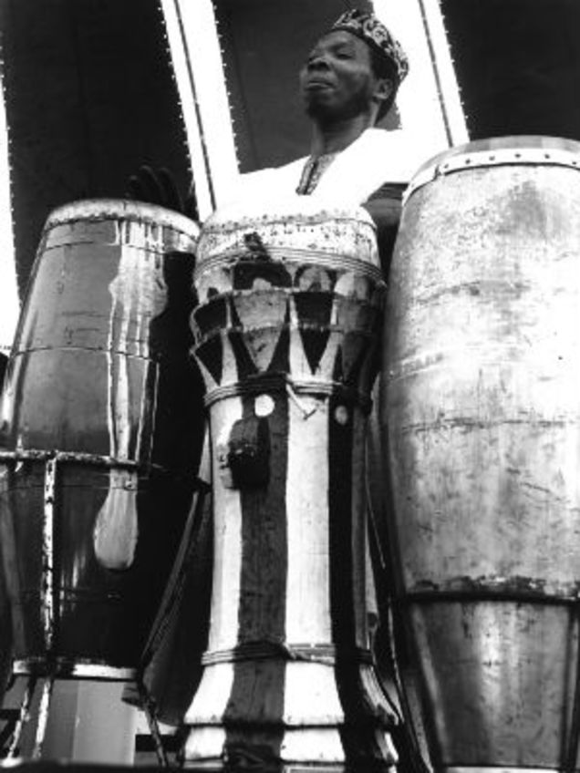 Illustration for article titled Howard or Morehouse: Battle of the Alumni