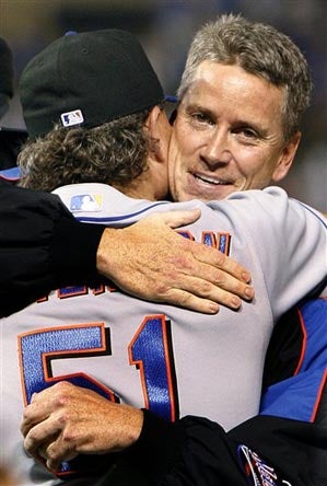 Illustration for article titled Glavine Gets His Zack Snyder On
