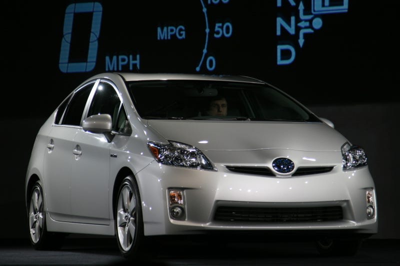 2010 Toyota Prius At 50 Mpg Officially Highest Mileage Retail Vehicle