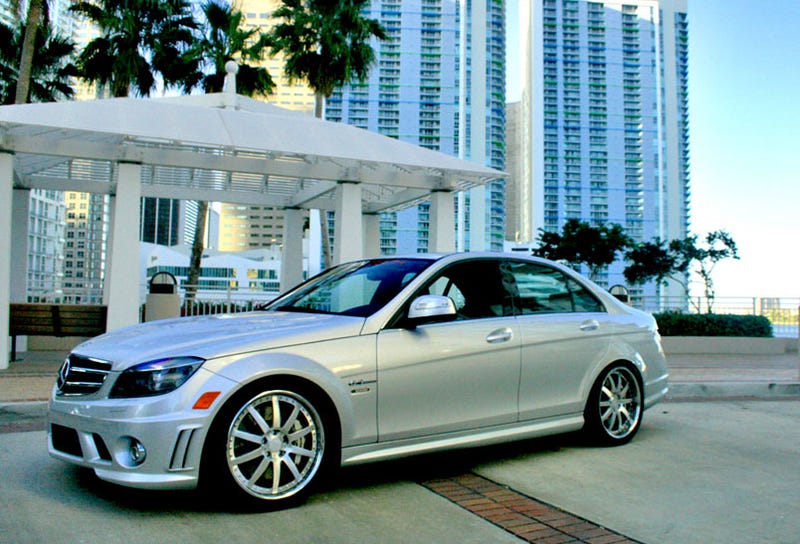 Illustration for article titled RENNtech Mercedes C63 AMG SPEC.R and Its Radar Jamming System Get a Test Drive
