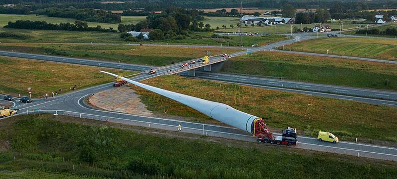 Resultado de imagen de transportation of wind turbines