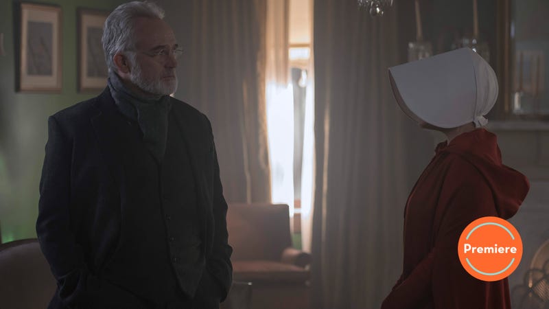 Illustration for article titled In The Handmaid’s Tale’s third season premiere, a wall or two comes tumbling down