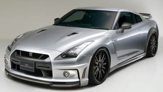 Illustration for article titled Wald Nissan GT-R Body Kit Surprises By Being Aesthetically Pleasing
