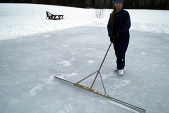 Make a Cheap Backyard Skating Rink