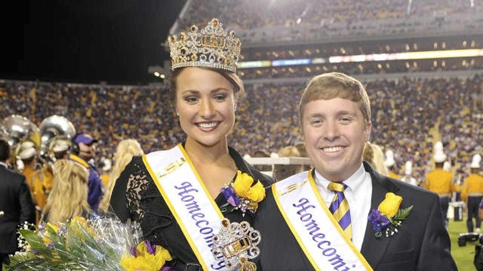 LSU Football Gives Tryout To Queen (Who Once Kicked A 90
