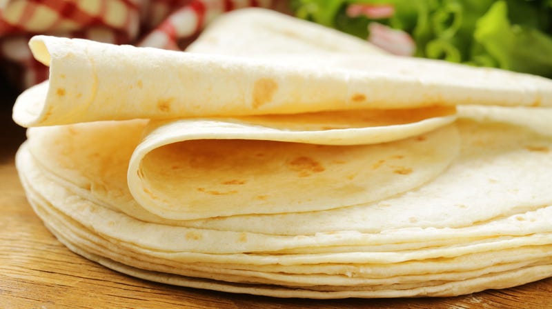 Illustration for article titled Point/Counterpoint: The merits of flour tortillas