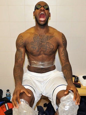 Illustration for article titled Counterpoint: LeBron James Is Not A Cocksucker
