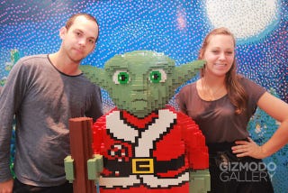 Illustration for article titled Lego Santa Yoda Gallery