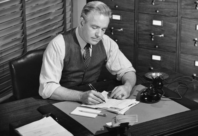 Photo of someone who is not the humorless dickhole business writer referenced in the headline: George Marks/Getty