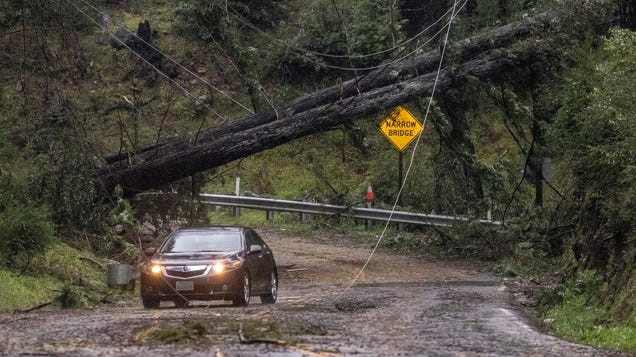 Major Storm Hits California, Leaving Over 100,000 Without Power