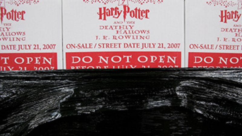 Illustration for article titled Harry Potter And The Liveblogging All-Nighter