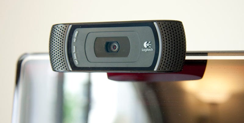 Illustration for article titled Logitech Vid Does HD Video Calling With Four 720p Webcams
