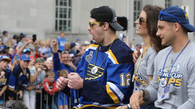 Illustration for article titled Zach Sanford Barfs All Over Himself During Blues Stanley Cup Victory Parade