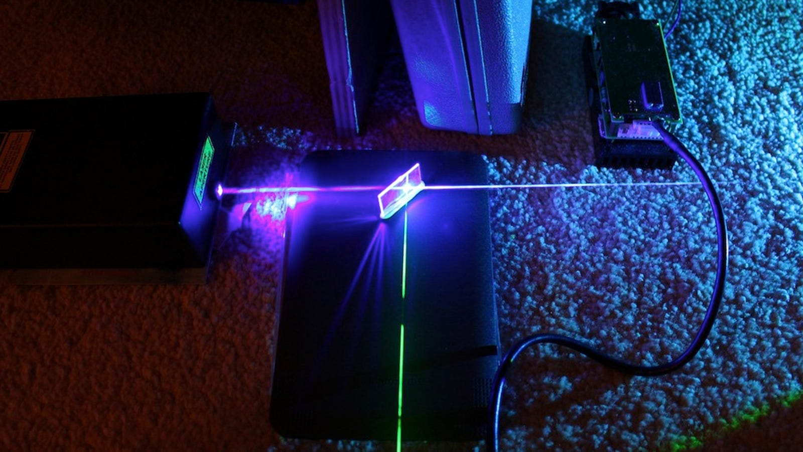 Mathematician Designs A Time Cloak That Uses Just Light And Mathematician Designs A Time Cloak That Uses Just Light And