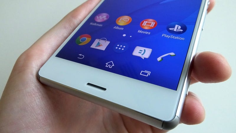 Illustration for article titled Sony Xperia Z3 Will Let You Remote Play PS4 Games