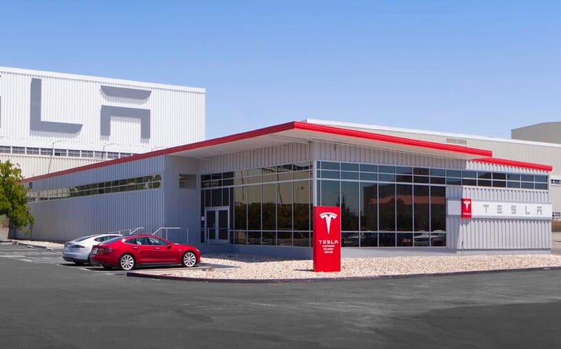 Tesla Can Do More Damage To Dealerships By Franchising