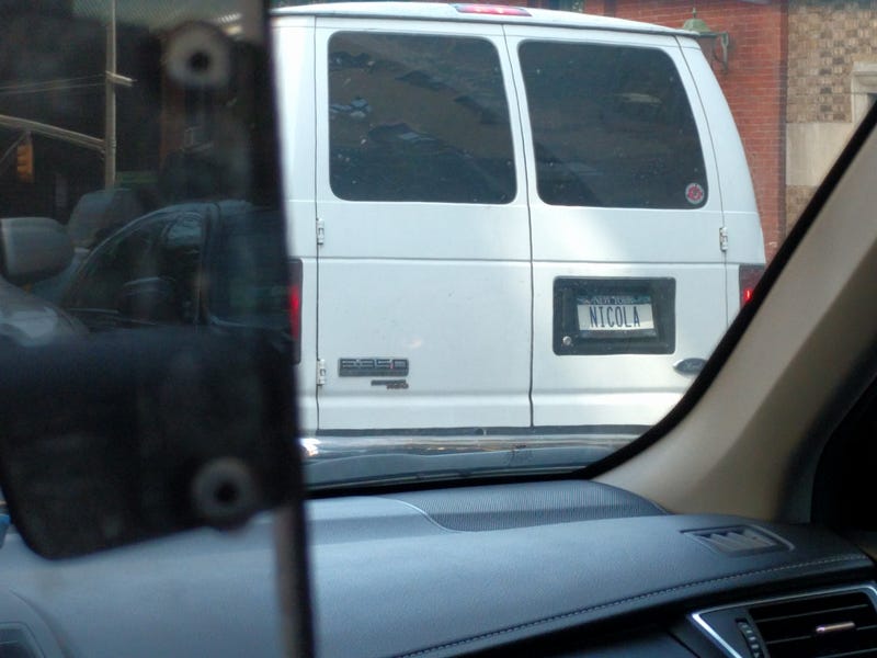 Illustration for article titled How many NYC Tesla owners hate this guy?