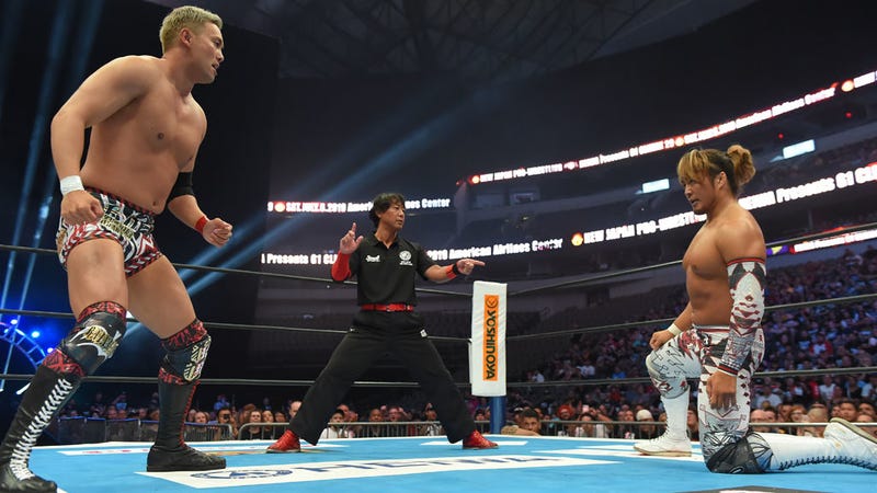 Kazuchika Okada and Hiroshi Tanahashi face off at the opening night of the 2019 G1 Climax in Dallas.