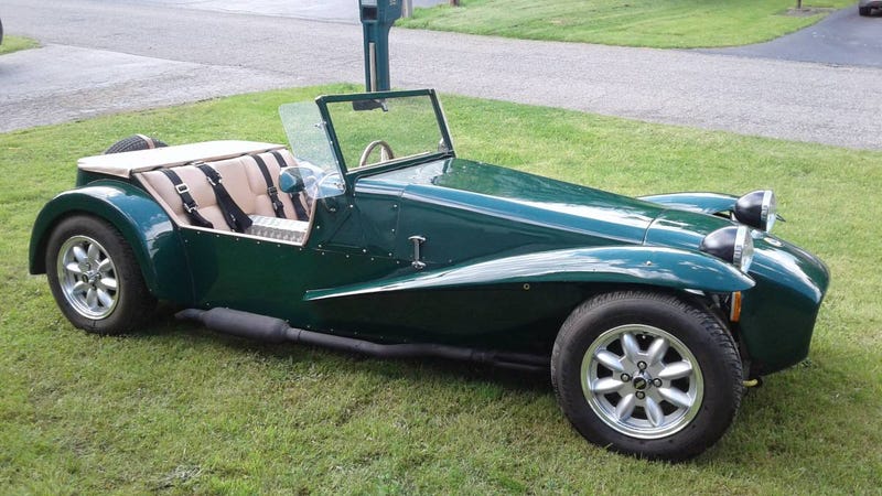 Illustration for article titled For $9,000, Could This 2013 Locost 7 Really Be All That Super?