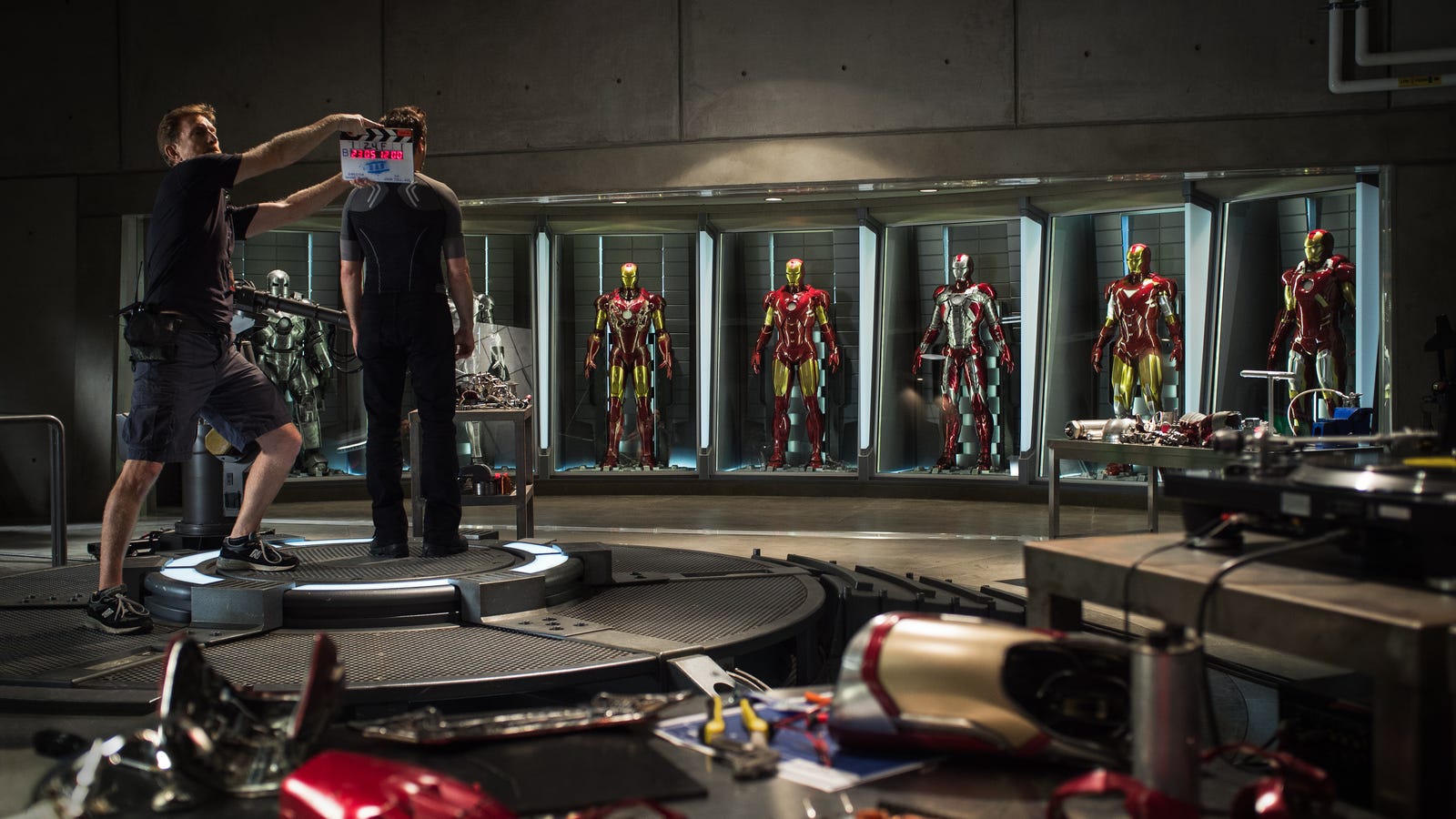 The Real Life Tony Starks Behind Iron Man 3s Amazing Armor