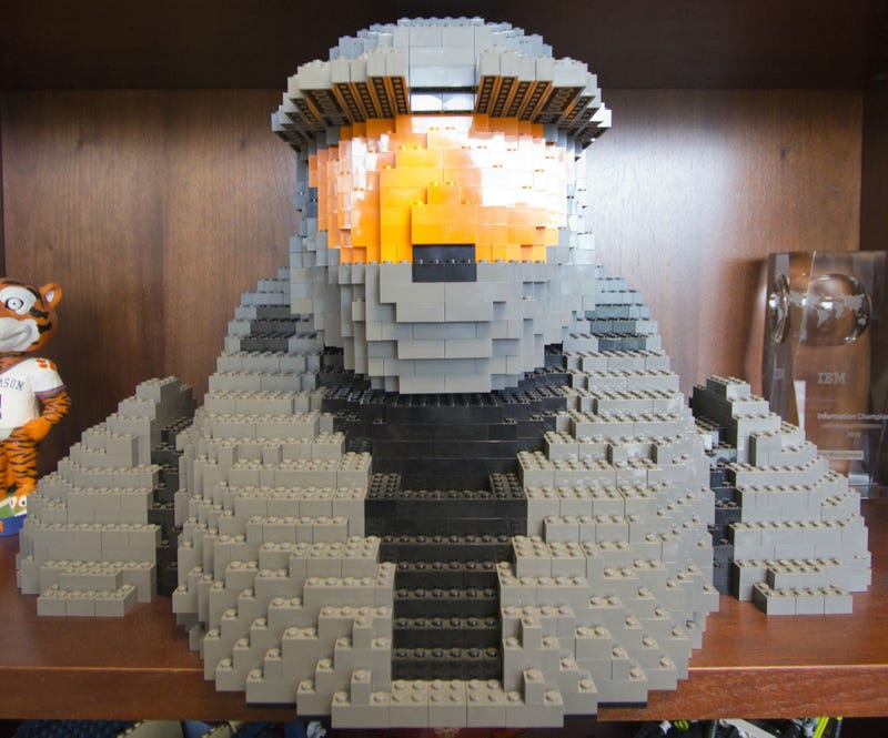 Illustration for article titled This Lego filled office is a wonderful place to do business