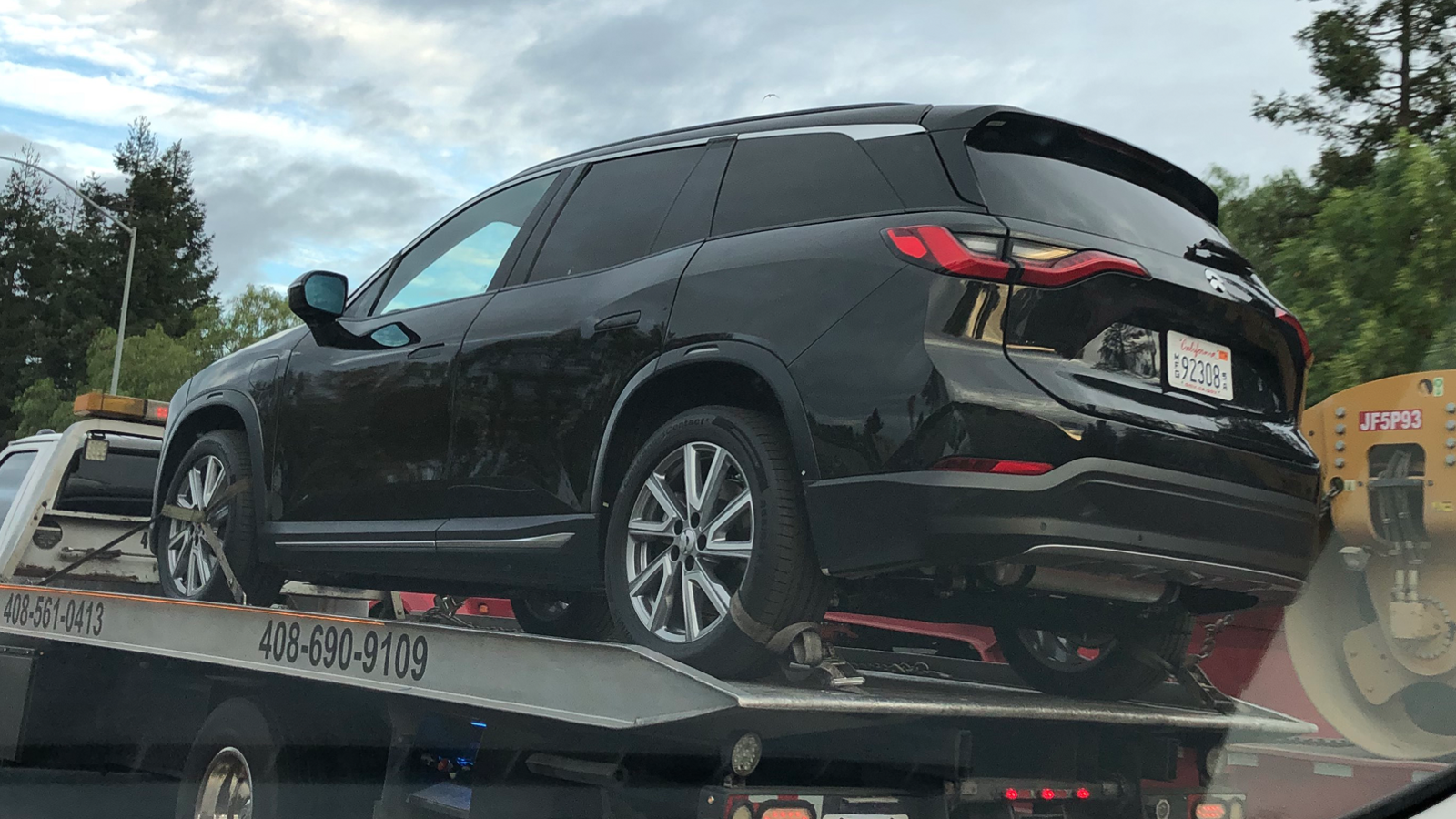 Electric SUV From Cash-Flush Chinese Startup NIO Spotted On Road Before Its Reveal (UPDATED)