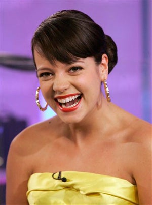 Illustration for article titled Lily Allen Take Note: One In Five Britons Has Sex While Abroad