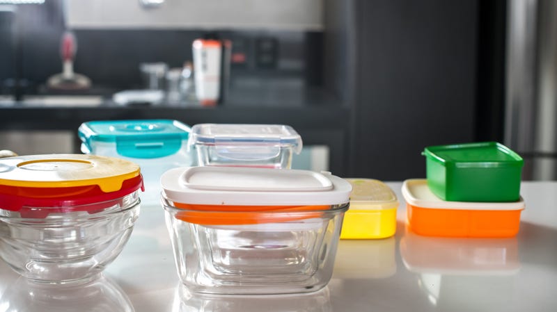 Illustration for article titled New California law allows diners to bring their own containers for restaurant leftovers