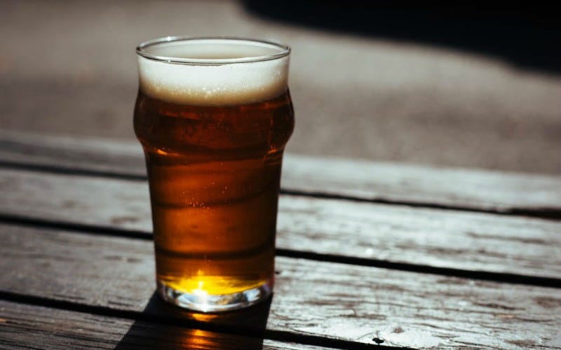 Use This Trick To Tell If Your Beer Glass Is Really Clean