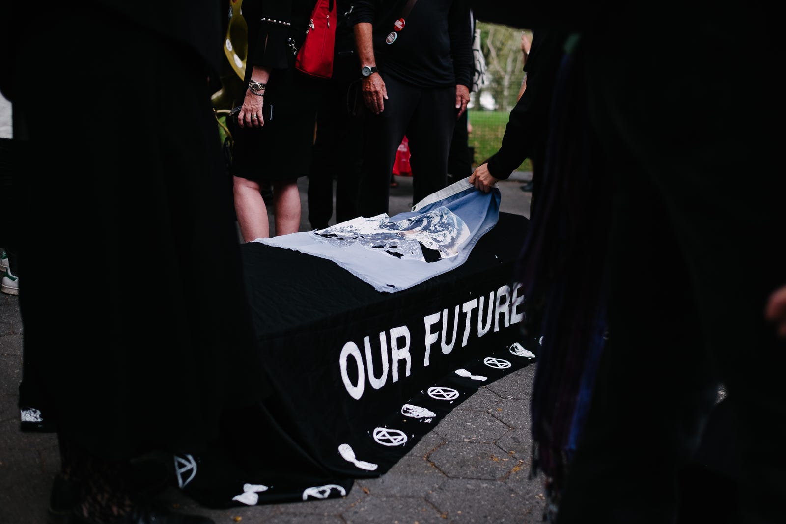'We're Here': Extinction Rebellion Bloodies New York as ...
