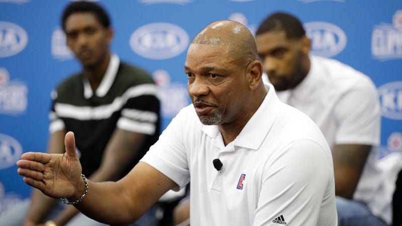 Clippers relieve Doc Rivers of his GM duties