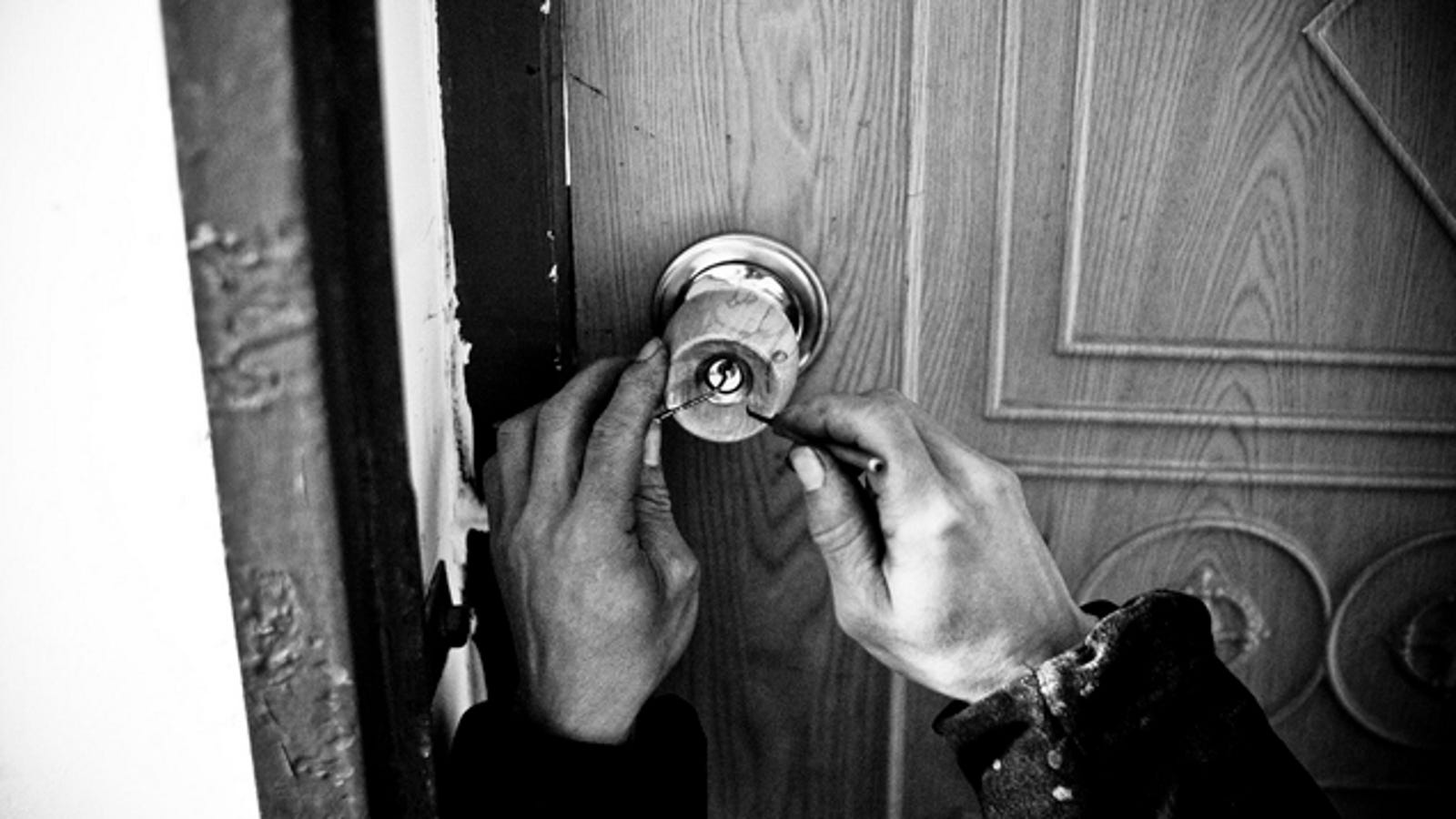Learn to Pick Locks for Fun
