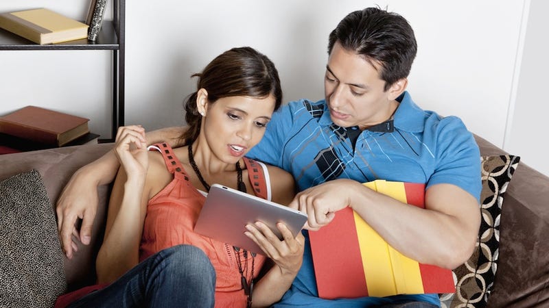 Illustration for article titled Are Tablets Ruining Watching TV Together?