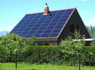 Illustration for article titled Best Cheap Solar
Panels for Your Home Contribute To Cleaner Environment and Reduce Utility Bill