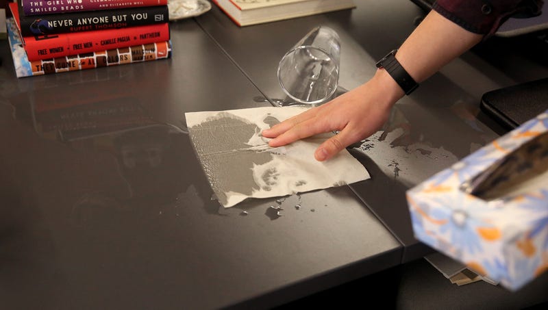 Illustration for article titled Hero Coworker Contributes Single Tissue To Water Spill Cleanup Efforts At Next Desk