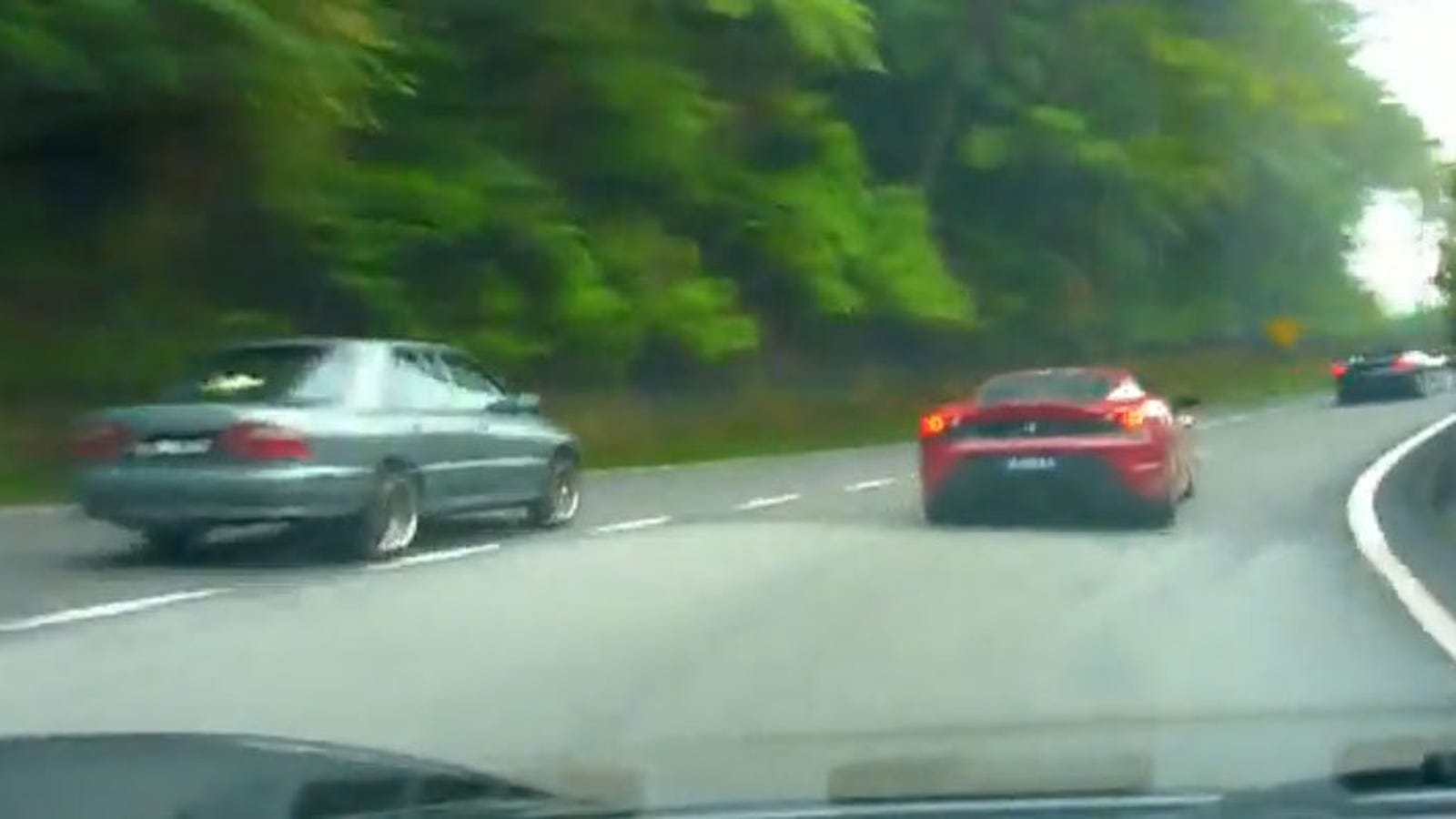 Video Three Ferrari F430s Reenact Need For Speed