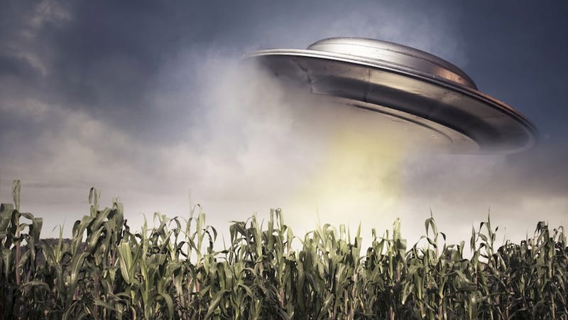 Illustration for article titled This Goofy Radio Ad Got People All Worried About an Alien Invasion