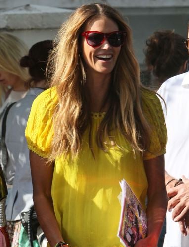 Illustration for article titled Elle MacPherson Proudly, Stupidly Eats Rhino Horn