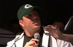 Illustration for article titled Brett Favre Victimized By Improv Comedy Group