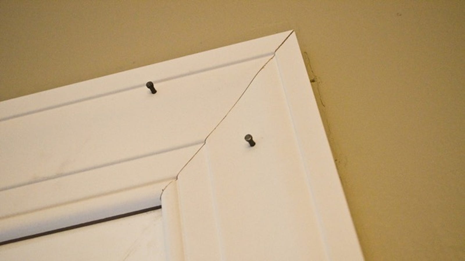 How To Perfectly Measure A Frame When Cutting Mitered Corners