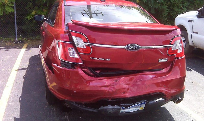 Illustration for article titled First Smashed-Up 2010 Ford Taurus SHO In Chi-Town