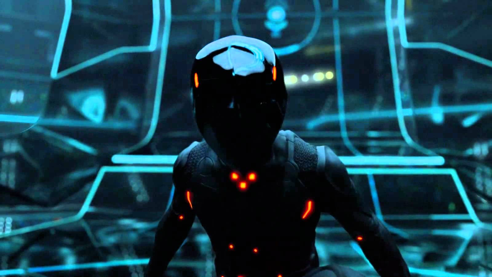 SpaceX Has Hired a Legendary Costume Designer to Create ...