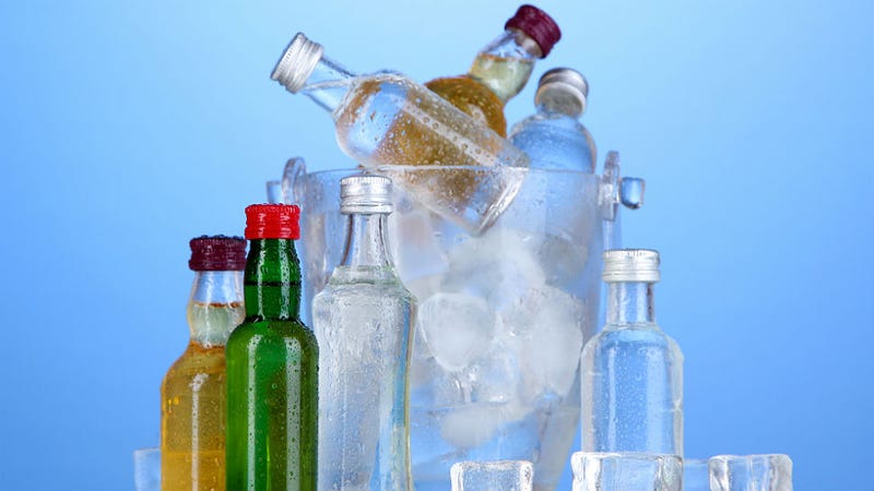 Illustration for article titled R.I.P., Hotel Room Minibars