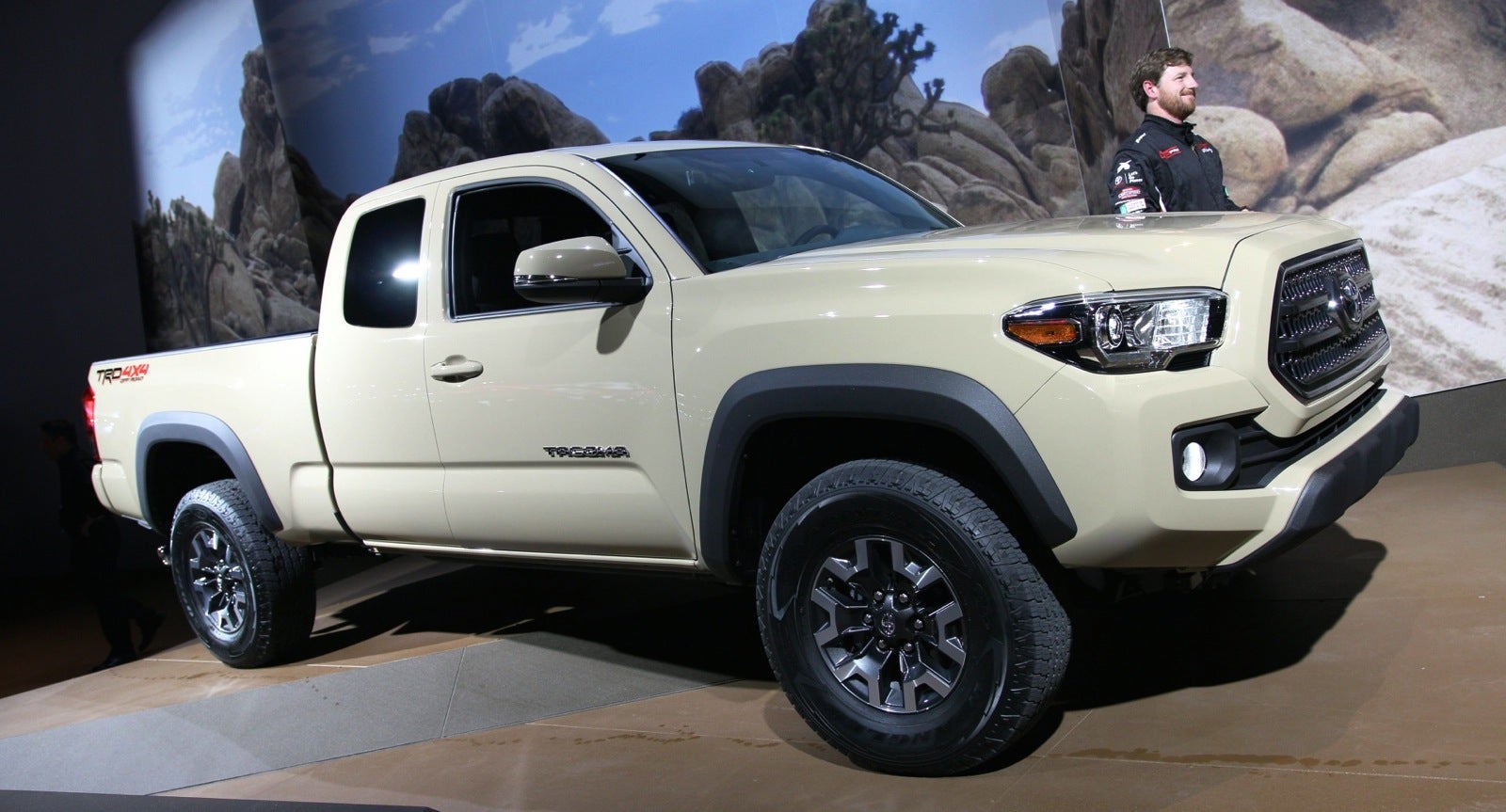 The 2016 Toyota Tacoma Will Have An Actual Engine