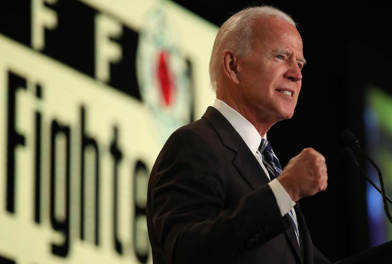 Illustration for article titled Dammit, Joe! Biden Possibly Running For White House in 2020. He Needs to Sit His Old Ass Down, Too