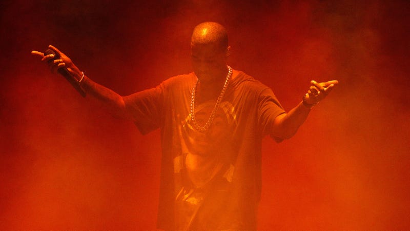 Illustration for article titled Noted peacemaker and unifying figure Kanye West thinks this Drake / Pusha T feud has gone too far
